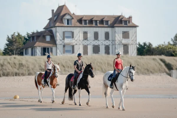 Escapade_romantique_a_cheval_a_Cabourg calvados