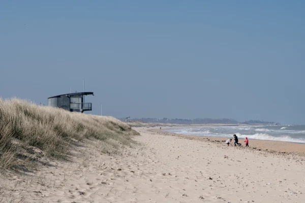 Plage_de_Courseulles-sur-Mer__Juno_Beach -calvados