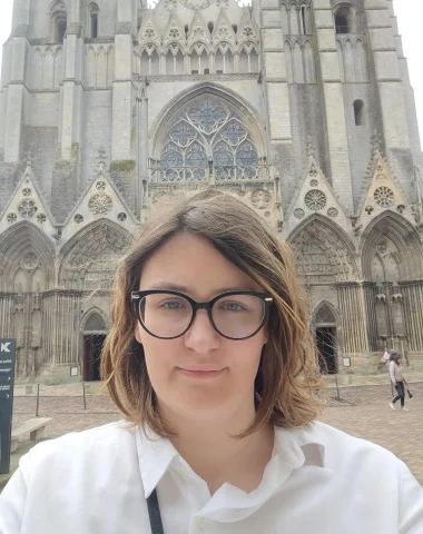Pauline Cadet, médiatrice culturelle à Bayeux 