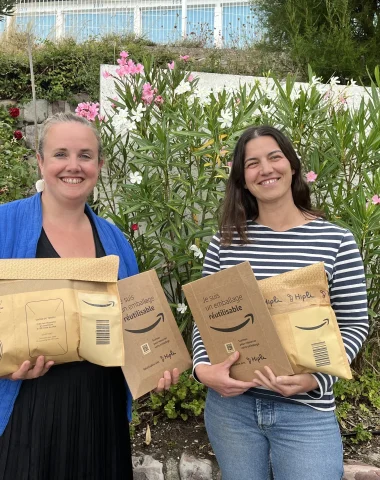 Anne Sophie Raoult et Léa Got Hipli colis Amazon