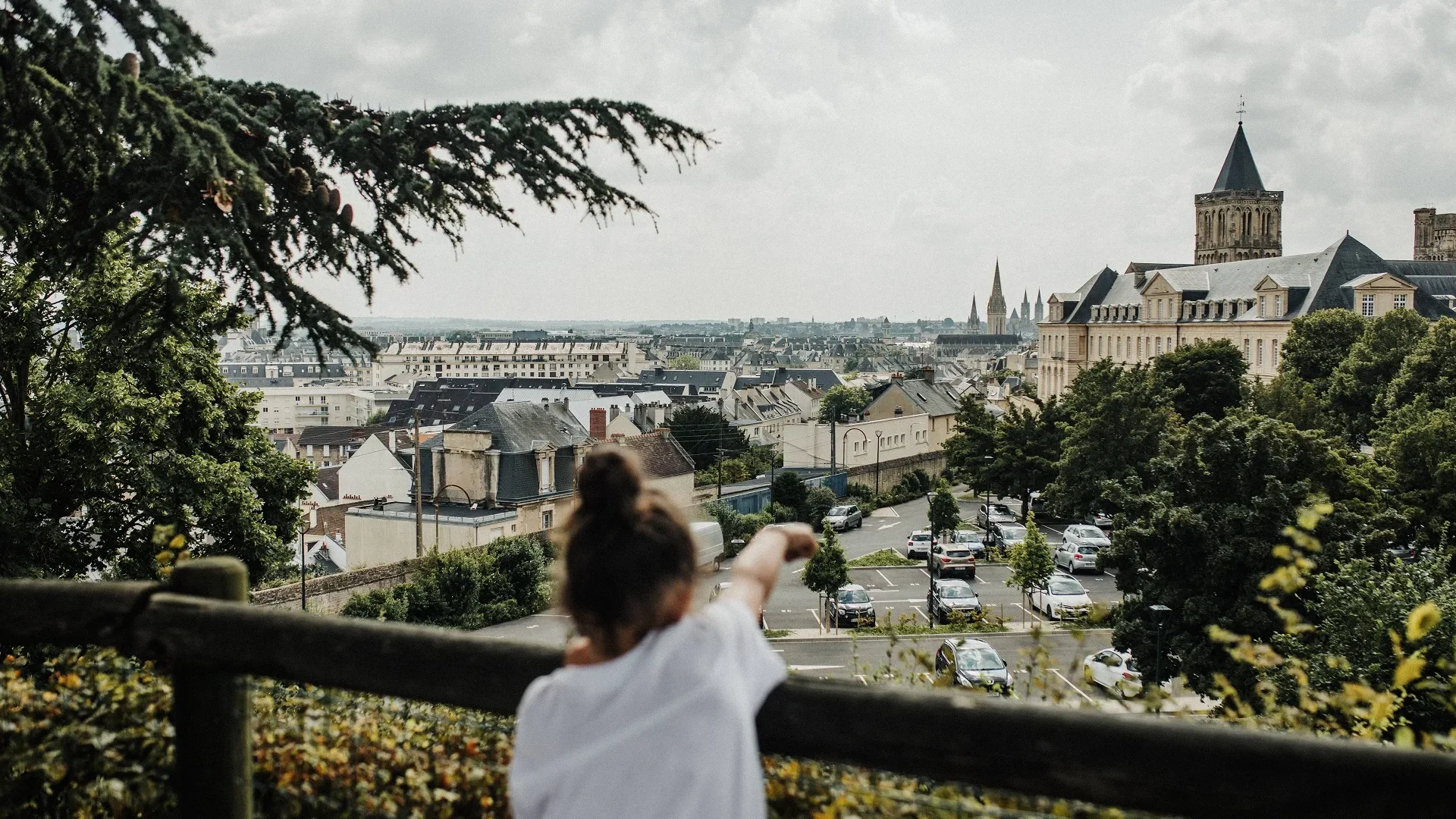 Vue_sur_Caen depuis l'Abbaye-aux-Dames