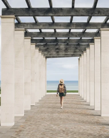 Memorial_Britannique-Ver sur mer