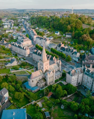 Vue_aerienne_de_Vire