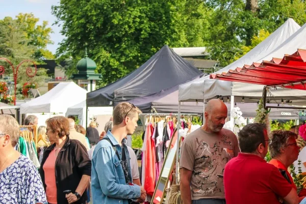 marché à forges les eaux