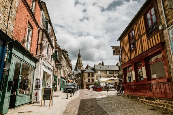 Centre_bourg_de_Domfront Orne